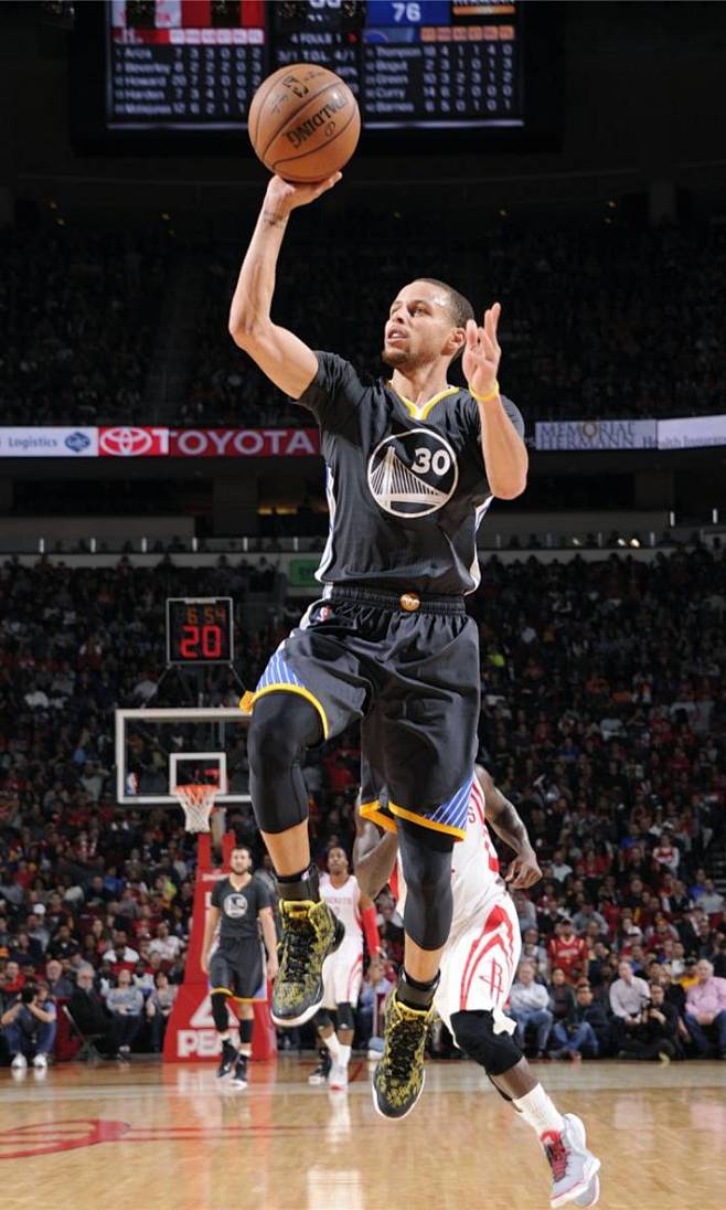 一个曾被伤 一个曾被伤