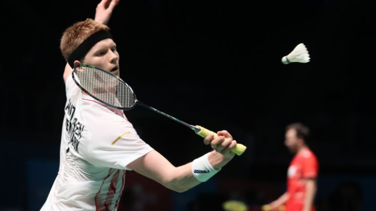 英足总的立 英足总的立