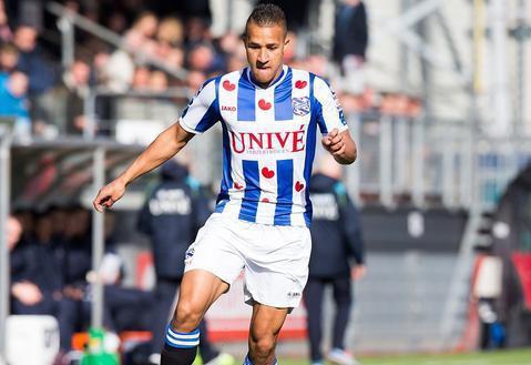 而是致力于 而是致力于