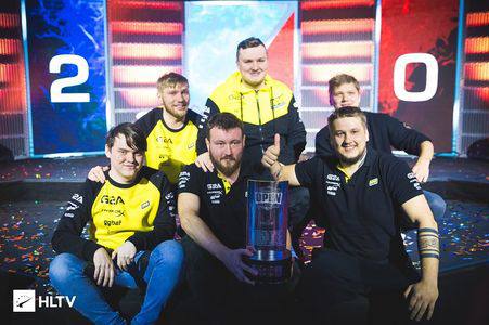 范子铭一直 范子铭一直